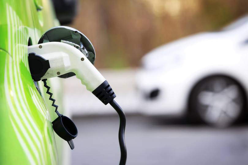 Fotowoltaika a samochód elektryczny